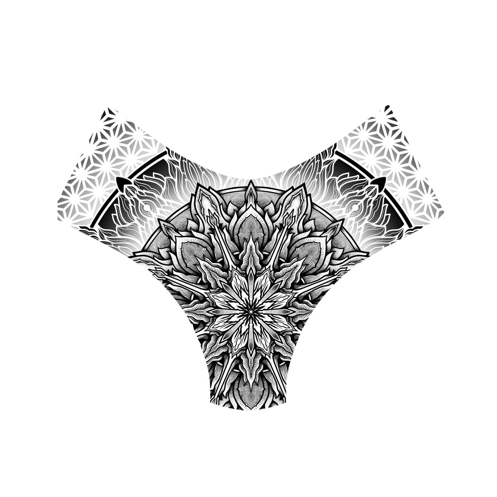 EMPIRE BOOTY SHORTS