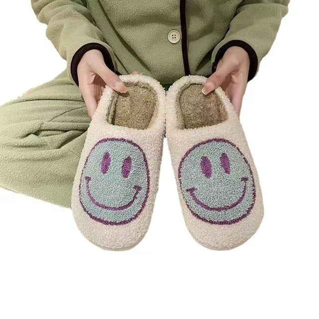 MEGA SMILEY FACE FUZZY SLIPPERS
