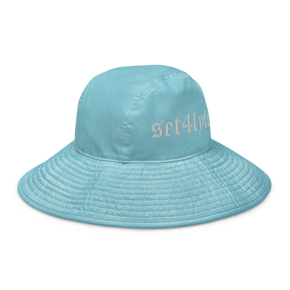 LOW KEY WIDE BRIM PASTEL BUCKET HAT