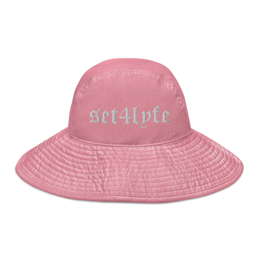 LOW KEY WIDE BRIM PASTEL BUCKET HAT