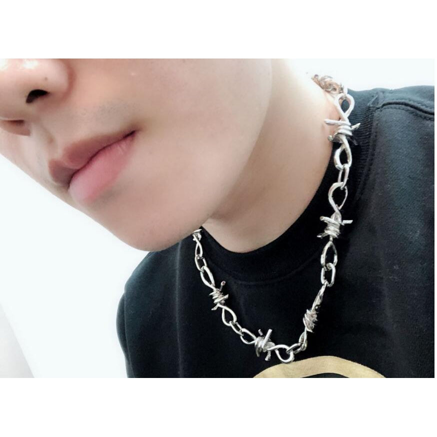 SNEX SIGNATURE BARB WIRE CHOKER