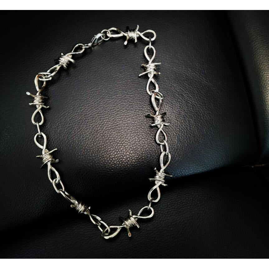 SNEX SIGNATURE BARB WIRE CHOKER